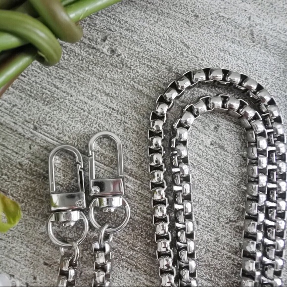 Crossbody / Shoulder Replacement Chain Strap - Picture 4 of 7
